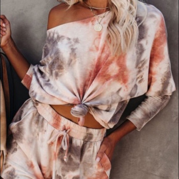 Rust/grey Pocketed Tie-dye Knit Shorts Set - Picture 10 of 13